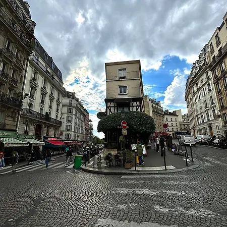 Studio Abbesses Montmartre * Paris